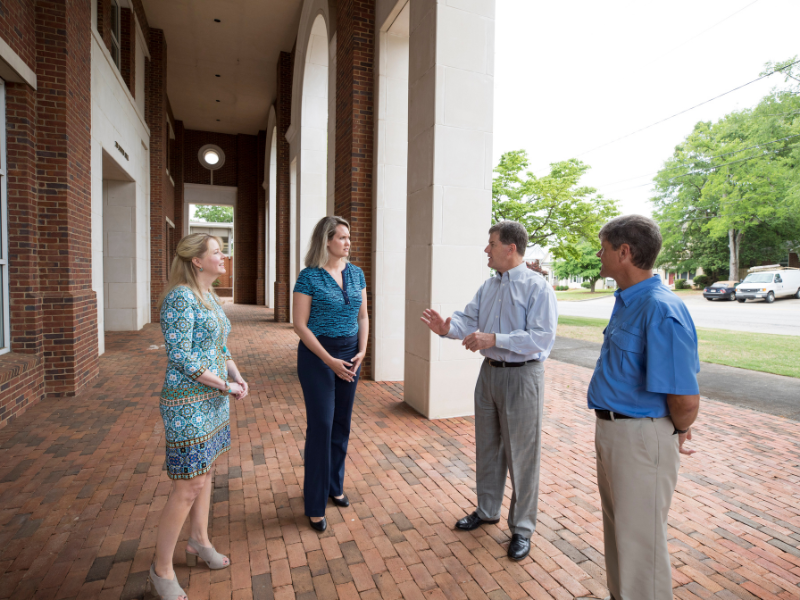 Faculty Learning Communities